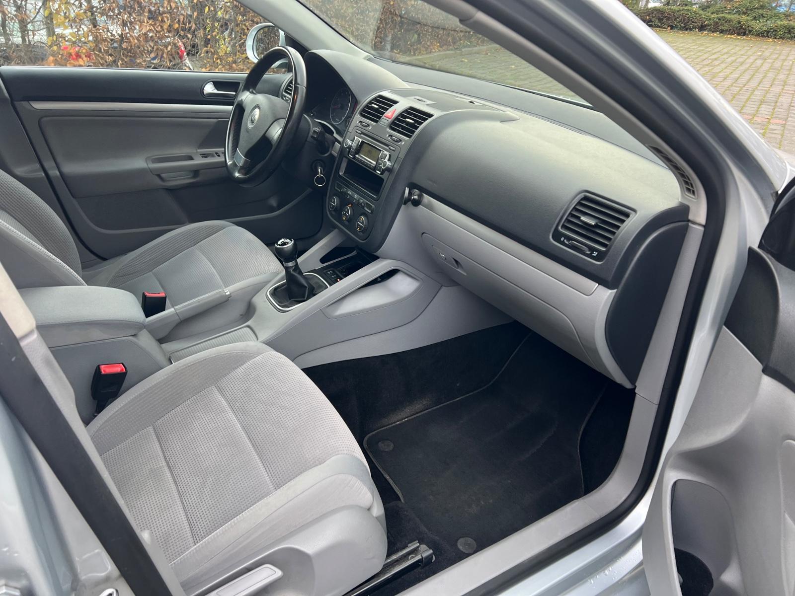 Volkswagen Golf 2009 — photo 13