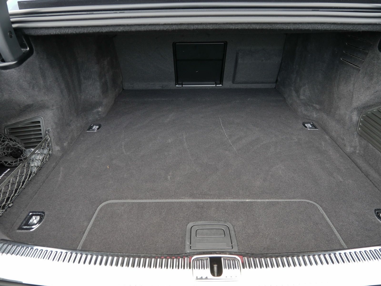 Audi A8 - Bild 25