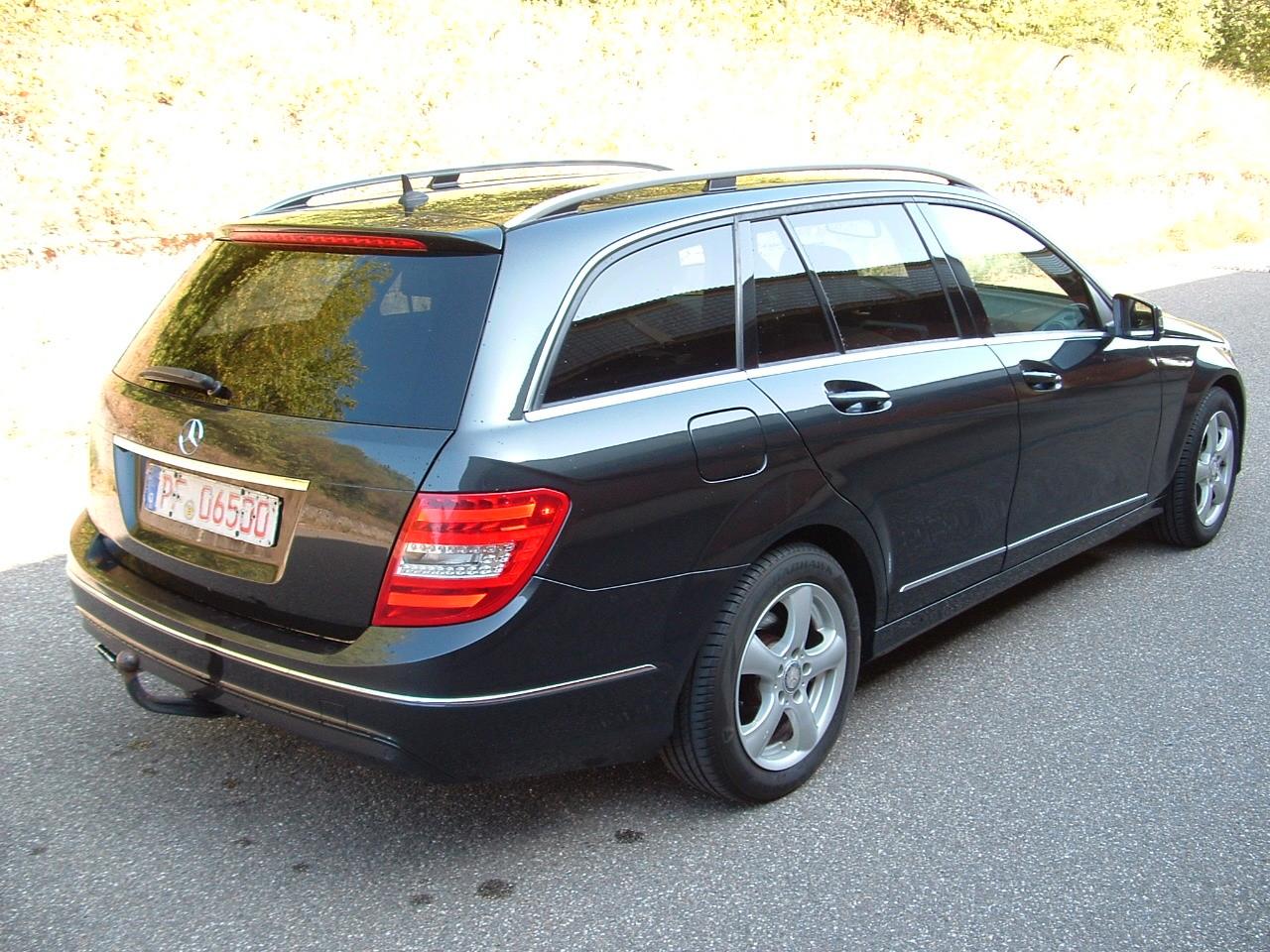 Mercedes-Benz C200 2012 — engine 2.143 cm³, 136 HP (100kW)
