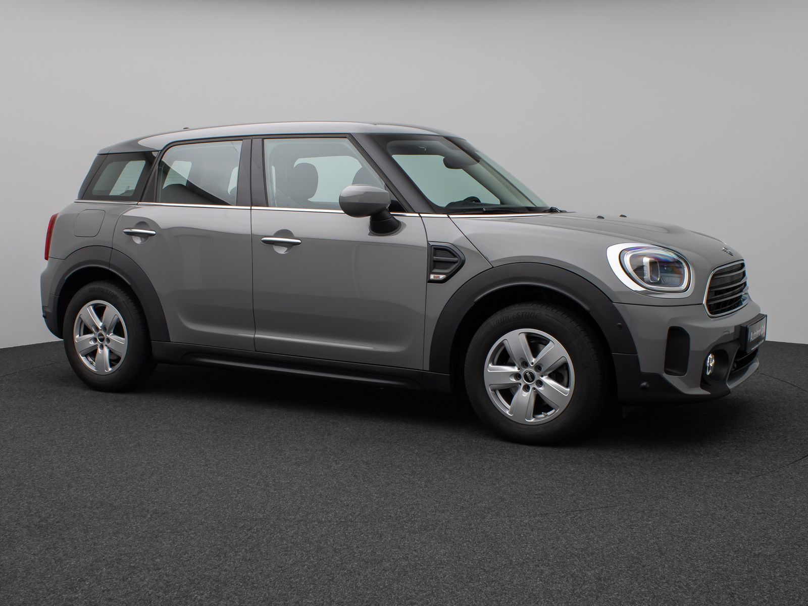 Fahrzeugabbildung MINI One Countryman Essential Trim Kamera AHK LED