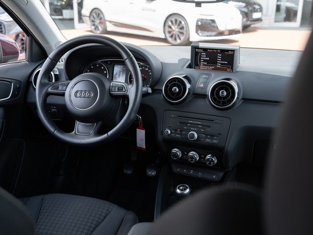 A1 Sportback 1.2 TSI ambition NAVI+SZH-VORNE