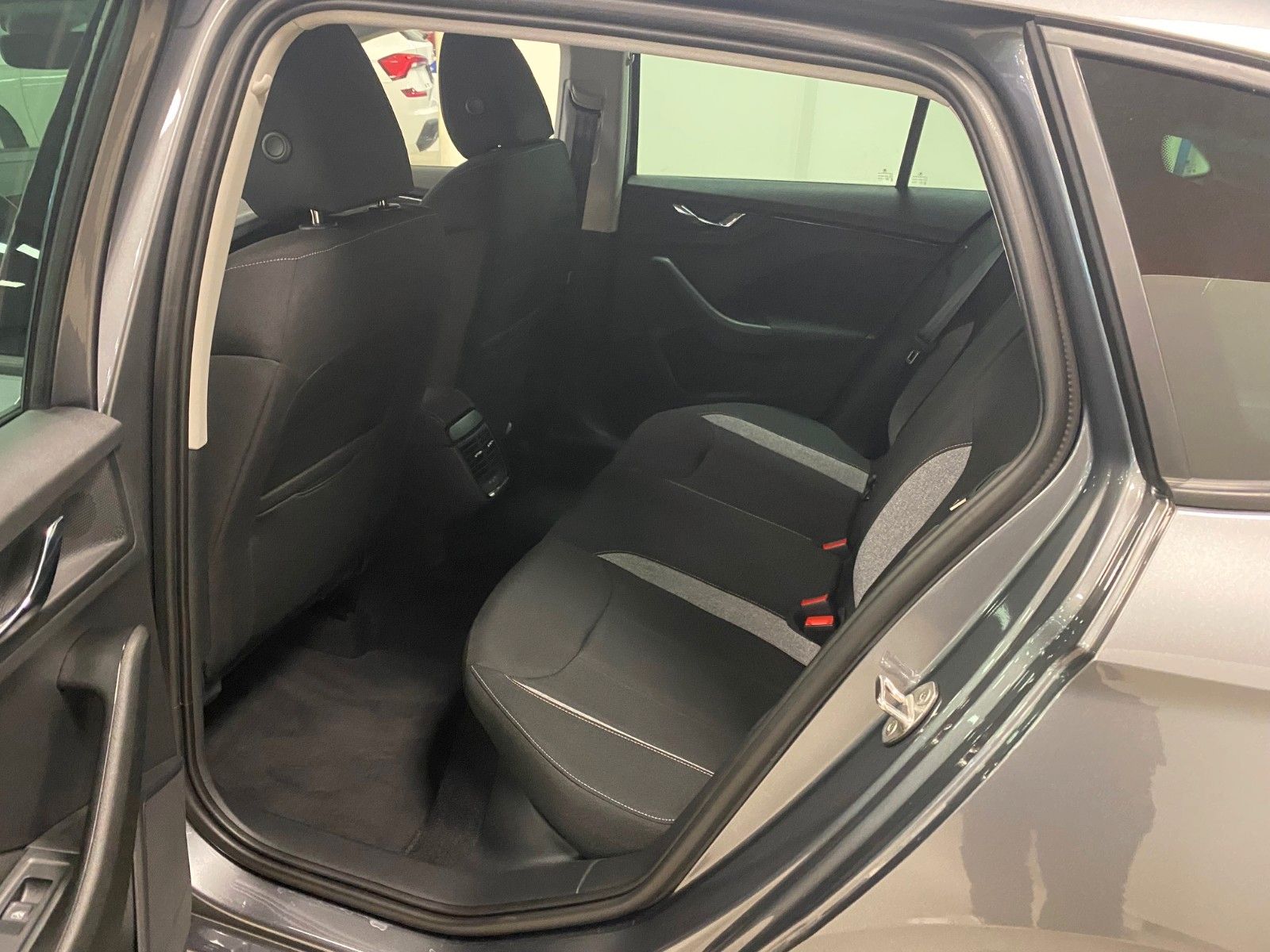 Fahrzeugabbildung SKODA Scala 1.0 TSI DSG Selection+NAVIGATION+KAMERA+BC