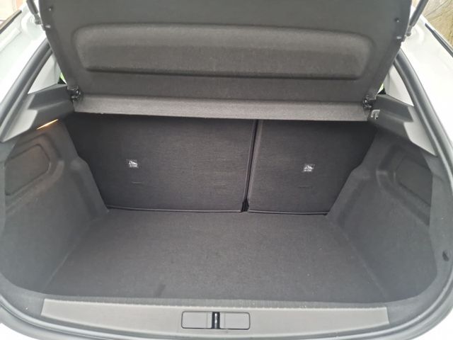Corsa Edition 1.2 KLIMA PDC BLUETOOTH BC TEMPOMA