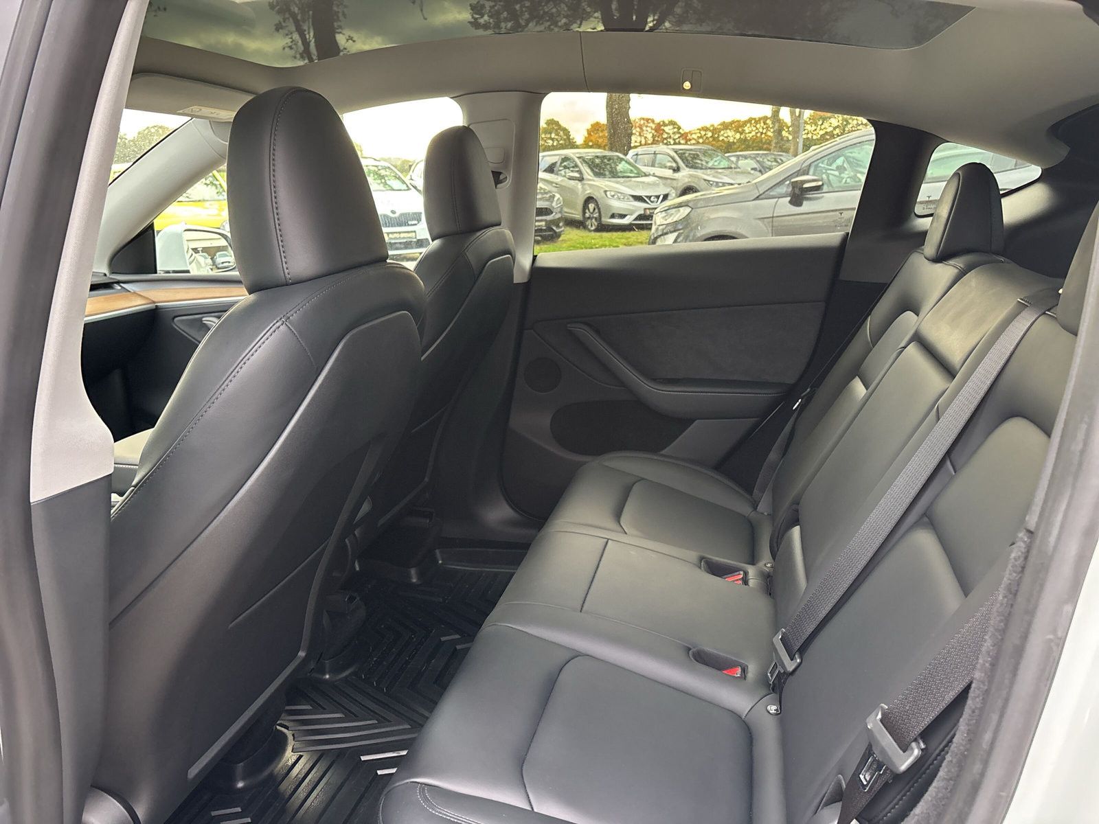 Fahrzeugabbildung Tesla Model Y Performance Dual AWD