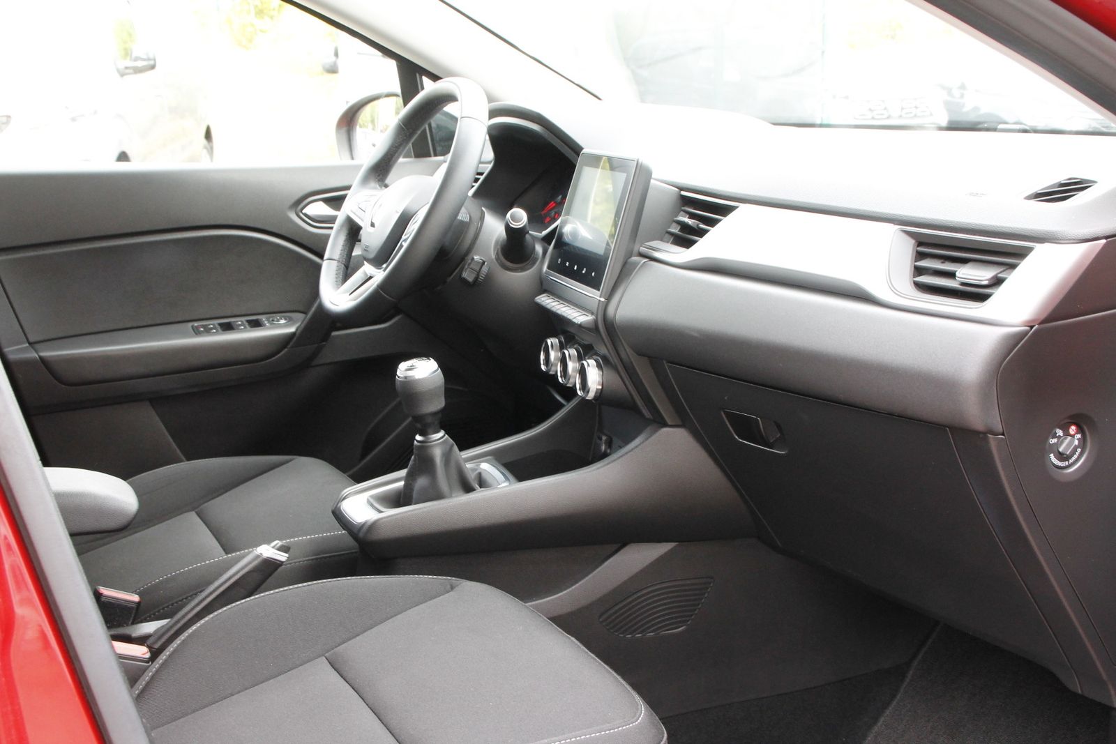 Fahrzeugabbildung Renault Captur EXPERIENCE TCe 100
