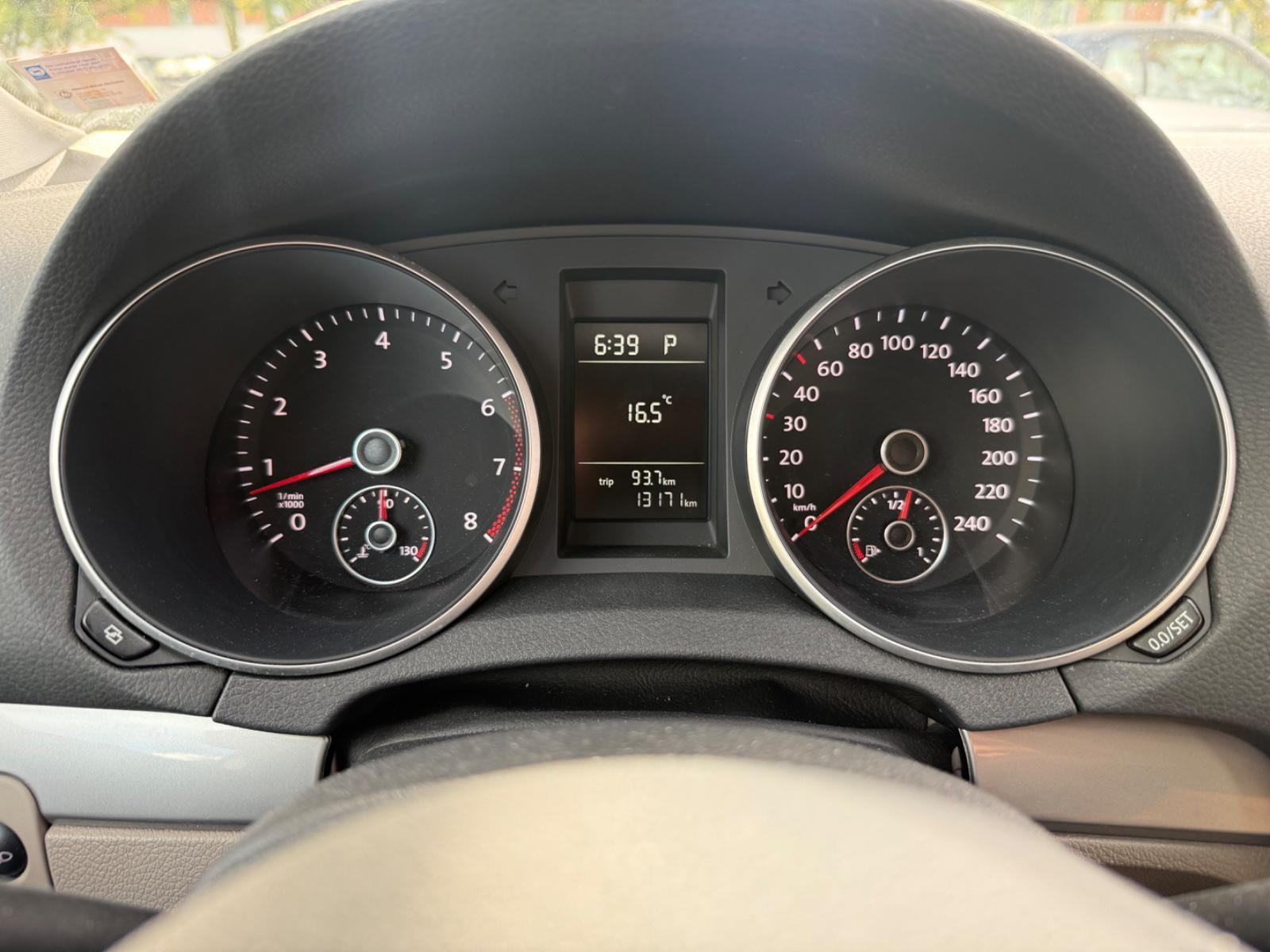 Volkswagen Golf VI MIT WENIG KILOMETER/GARANTIE/UNFALLFREI