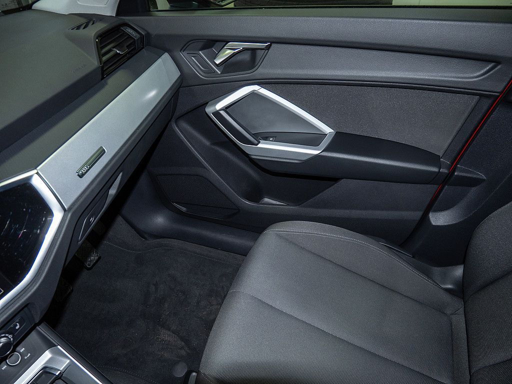 Audi Q3 - Bild 16