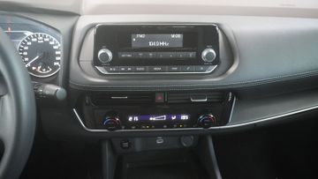Nissan X-Trail - 11