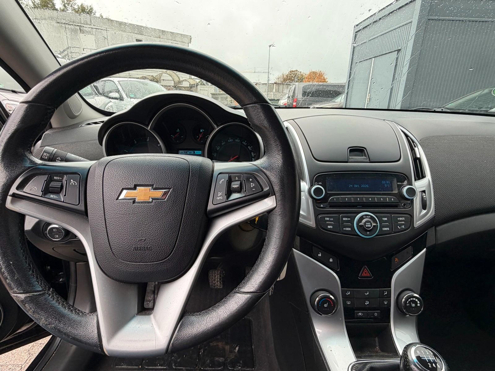 Chevrolet Cruze 2013 — photo 10