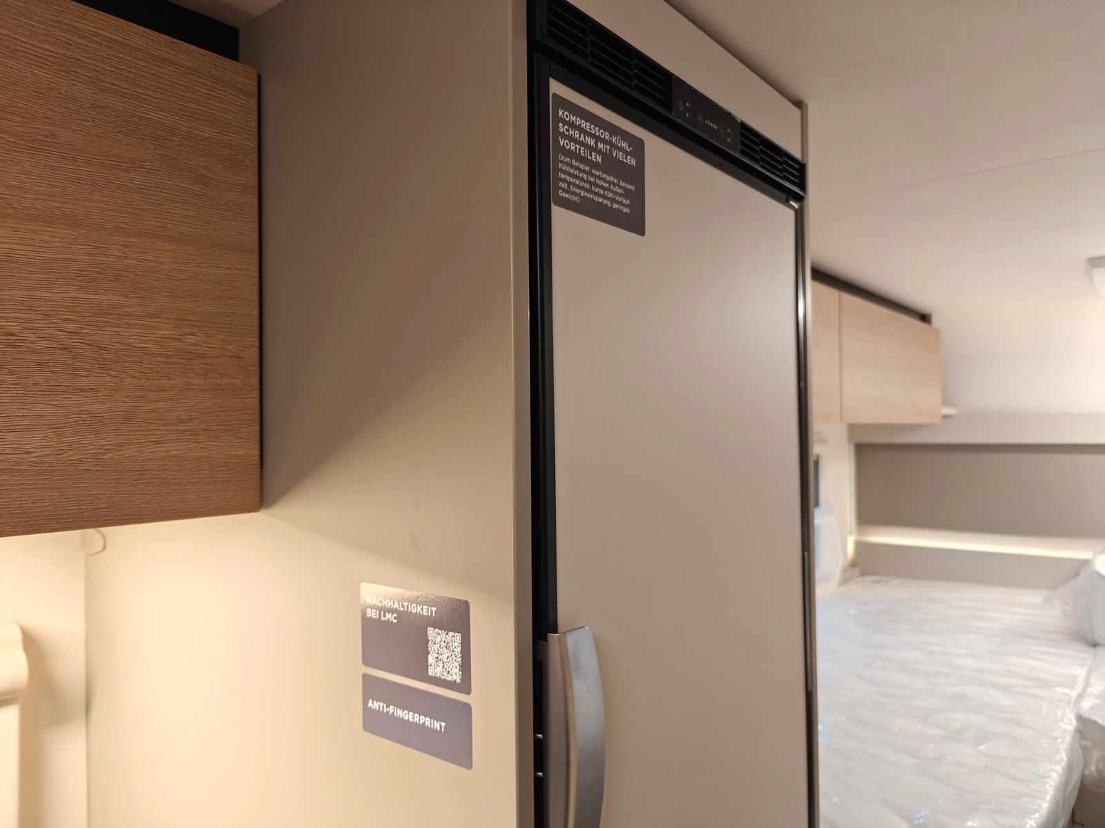 Fahrzeugabbildung LMC Tracer V 670 - Tracer Van Paket, 140PS, MJ2026 -