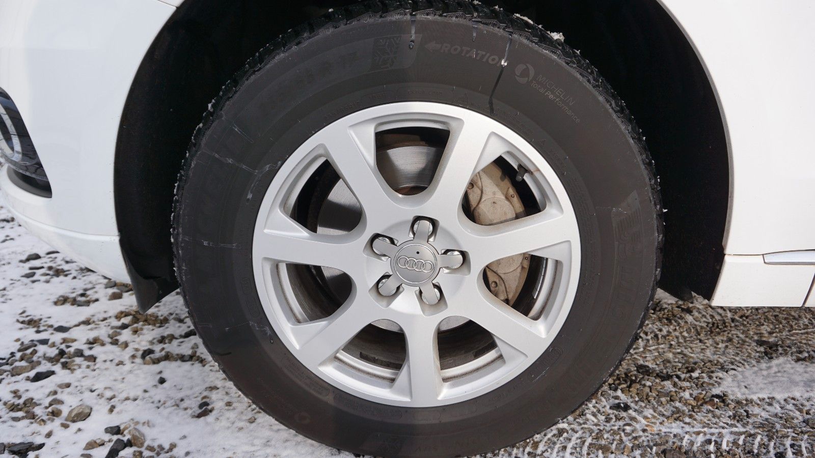 Fahrzeugabbildung Audi Q5 2.0 TDI 140 kW quattro, Standheizung, Pano