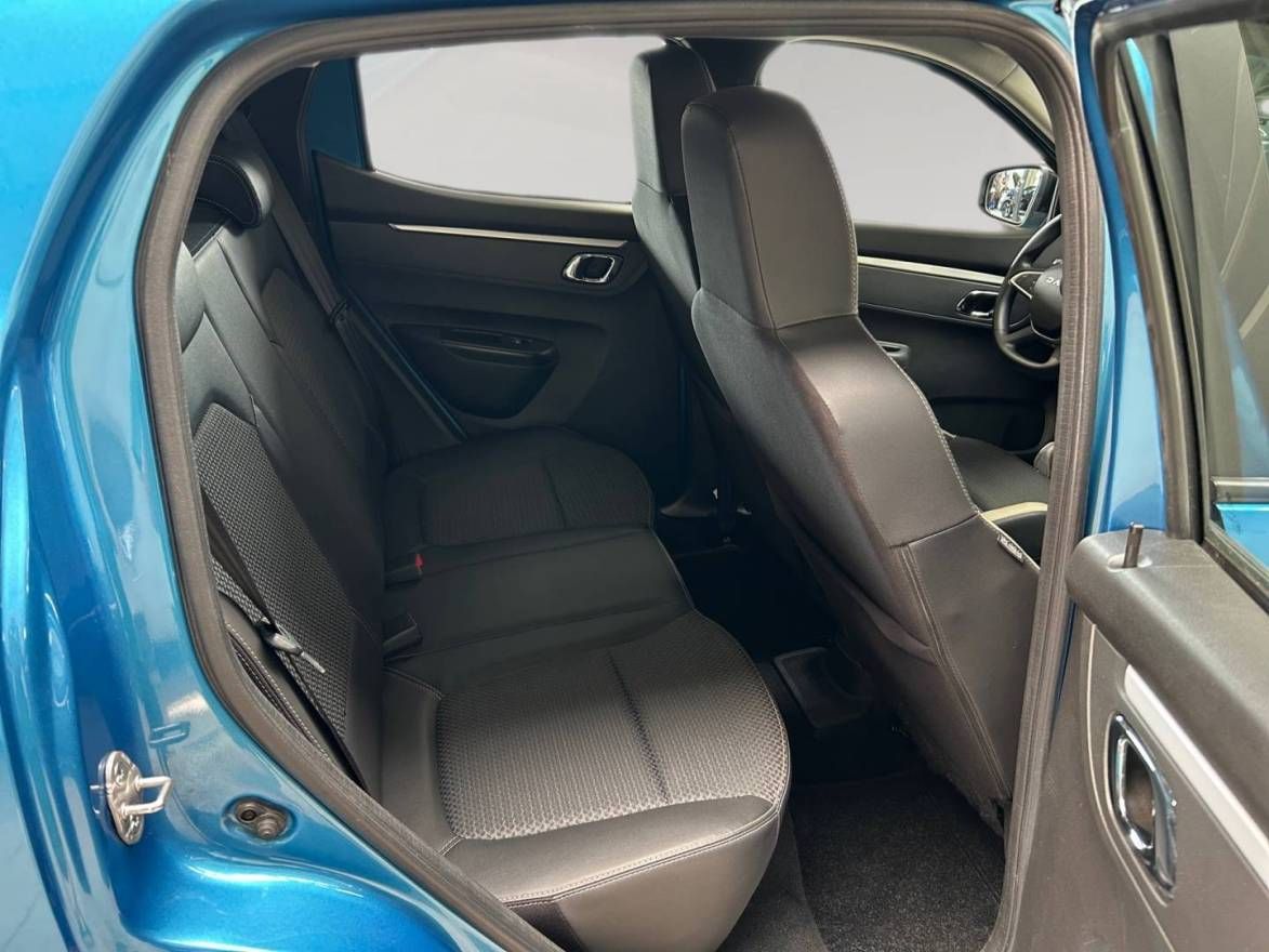 Fahrzeugabbildung Dacia Spring Essential