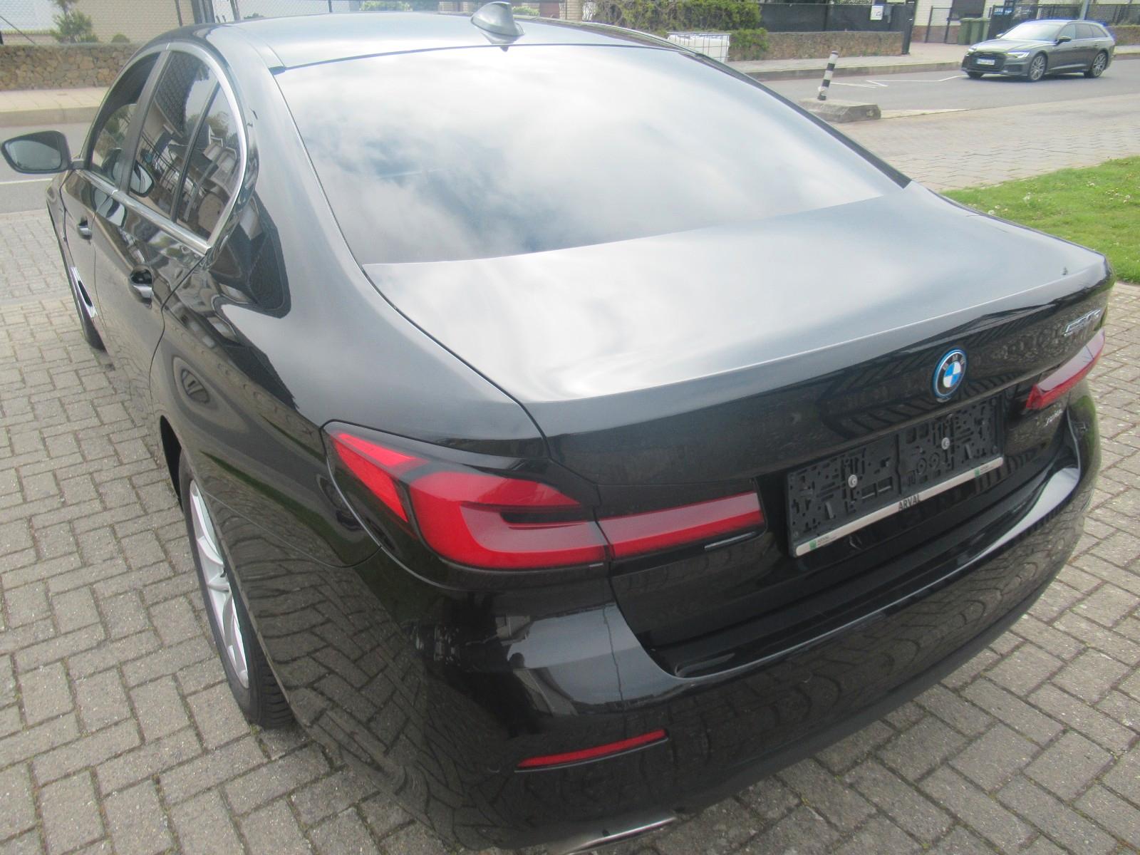 BMW 520e AUT. Lim 62.200km!! Leder Navi Camera Shz..