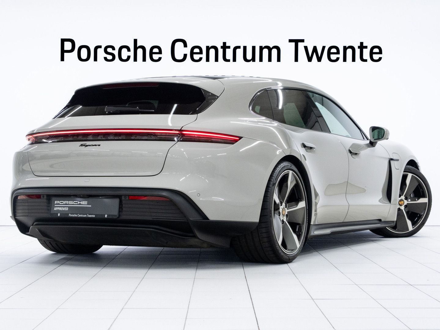 Porsche Taycan Sport Turismo imagem 3