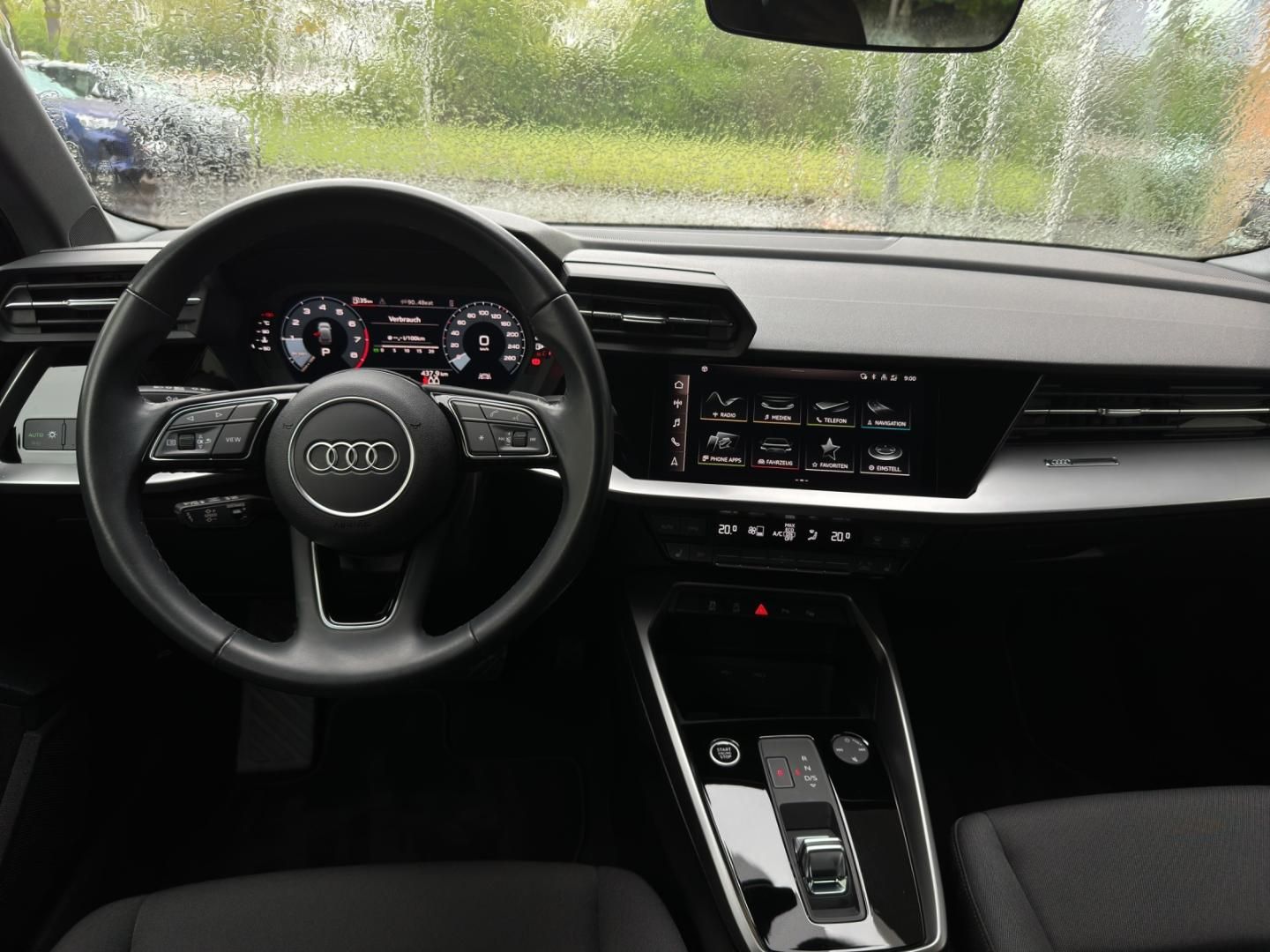 Fahrzeugabbildung Audi A3 Sportback Advanced 35 TFSI S tronic AHK Infot