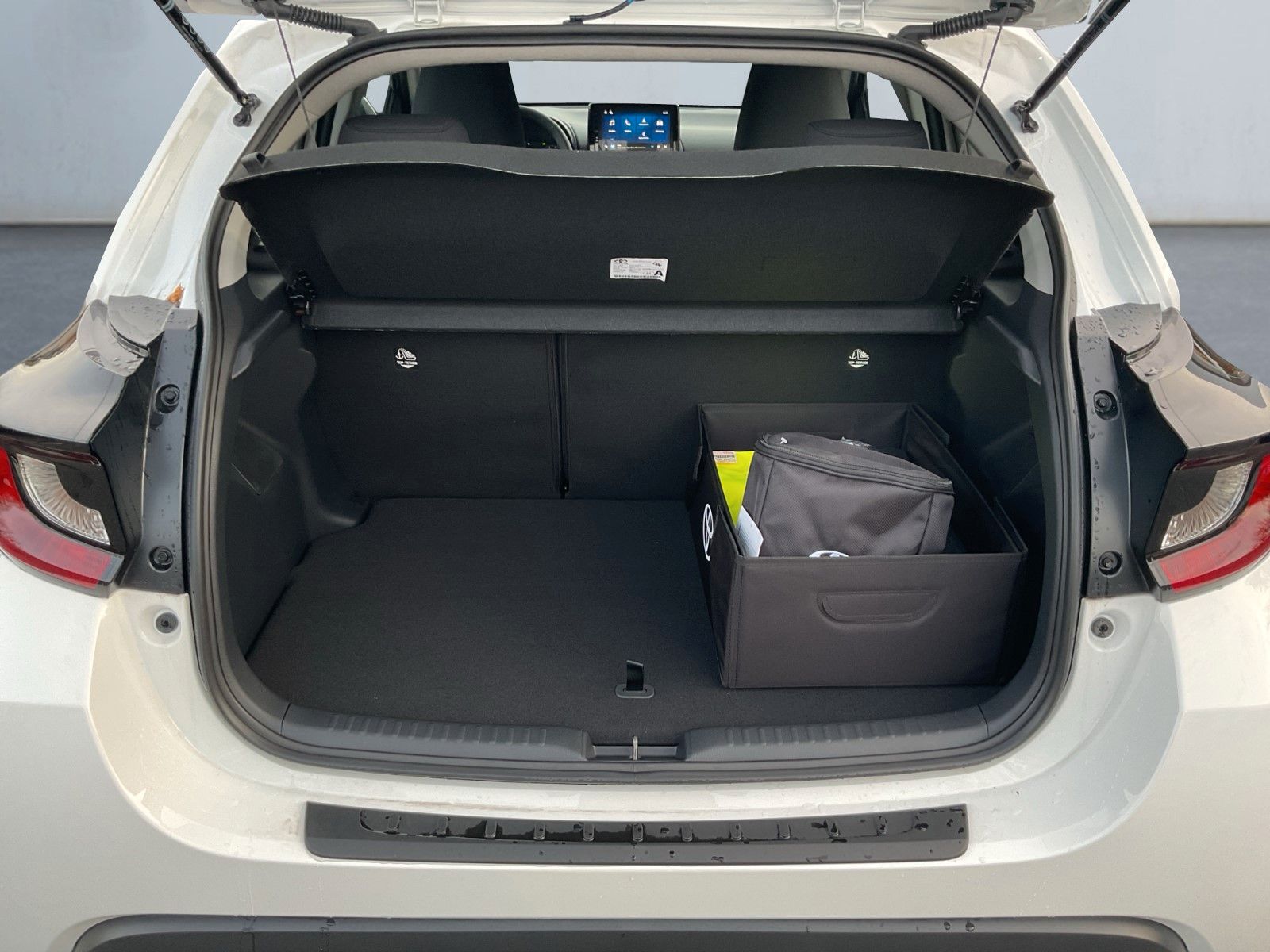 Toyota Yaris - Bild 14