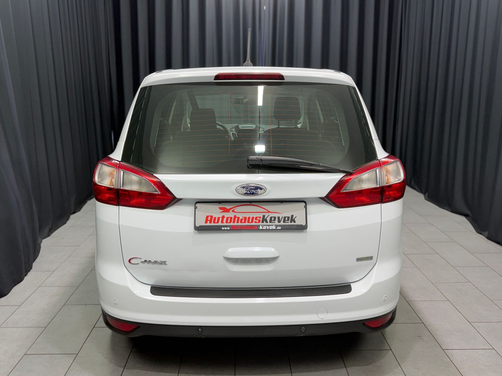 Fahrzeugabbildung Ford Grand C-Max |7-SITZER|PDC|TEMPOMAT