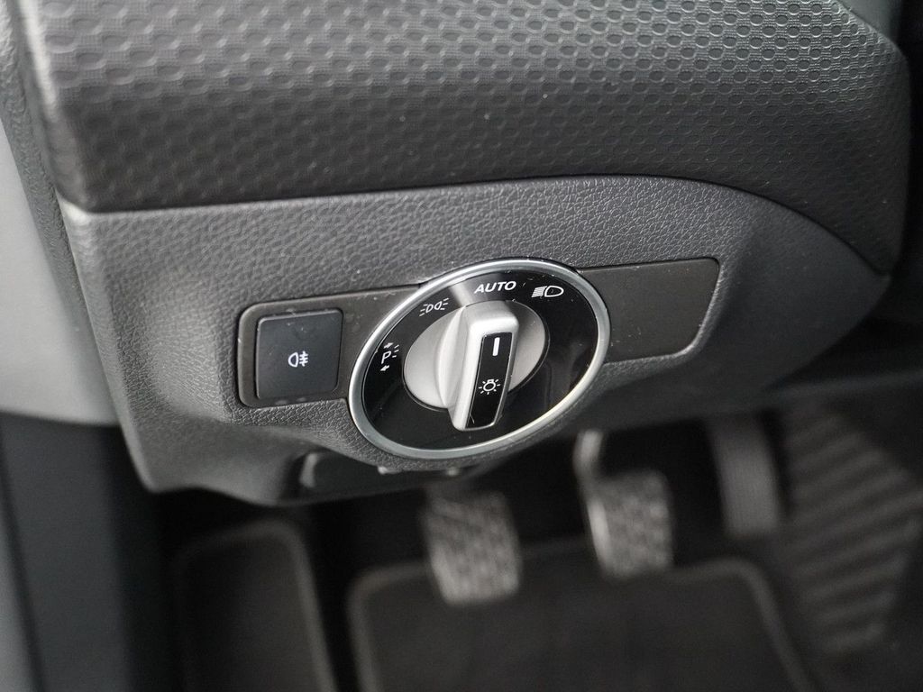 Mercedes-Benz A 160 Ambition Led navi
