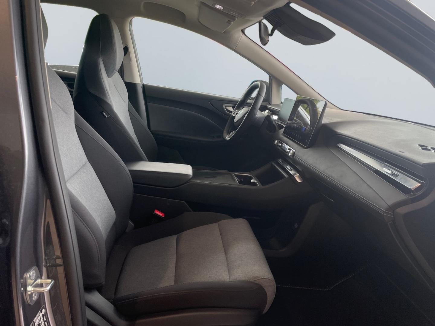 MG4 EV Urban MG PREMIUM 54kWh*WäPu*360Grad*NAV*C