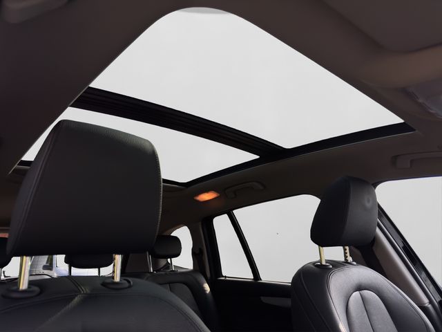 Fahrzeugabbildung BMW 220i Grand Tourer Pano+Kamera+Leder+Head-Up+HiFi