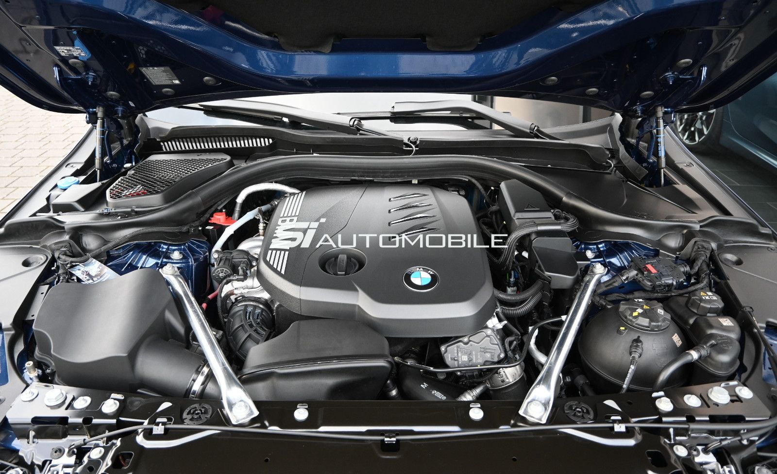 Fahrzeugabbildung BMW 520d Touring Aut. M-Sport Pro °ACC°AHK°STANDHEIZ