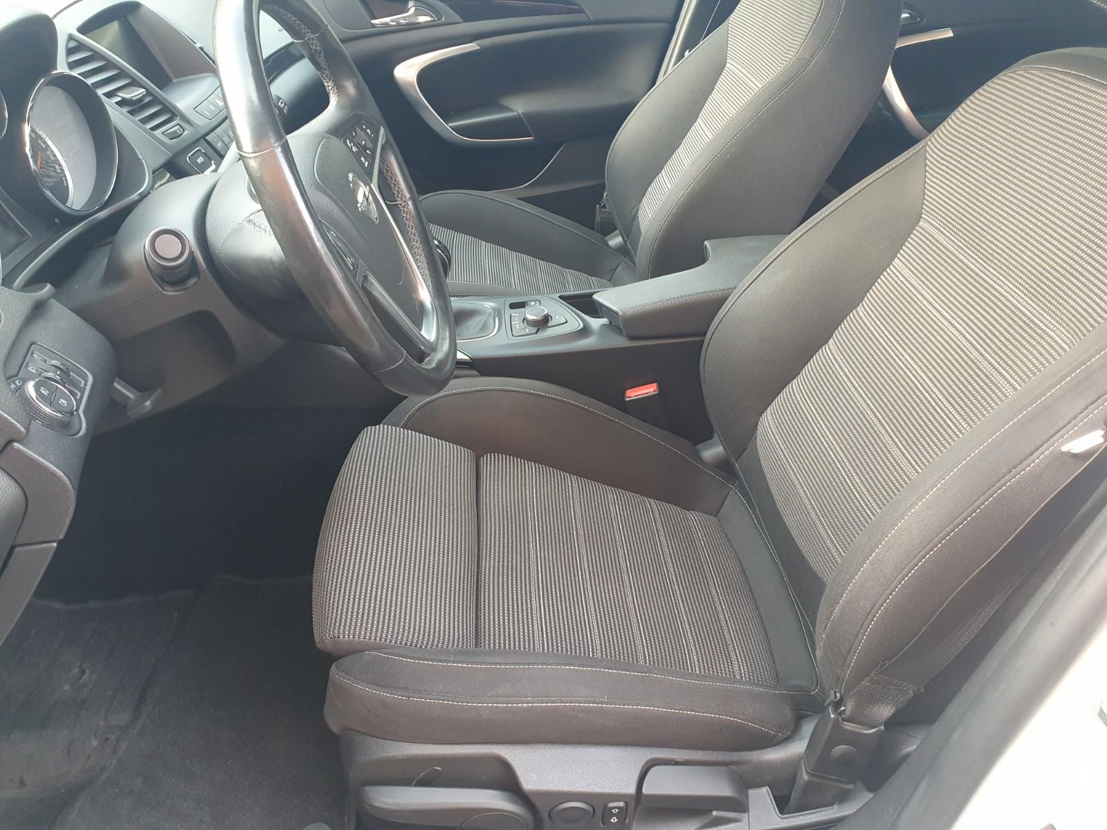 Opel Insignia 2012 — photo 7
