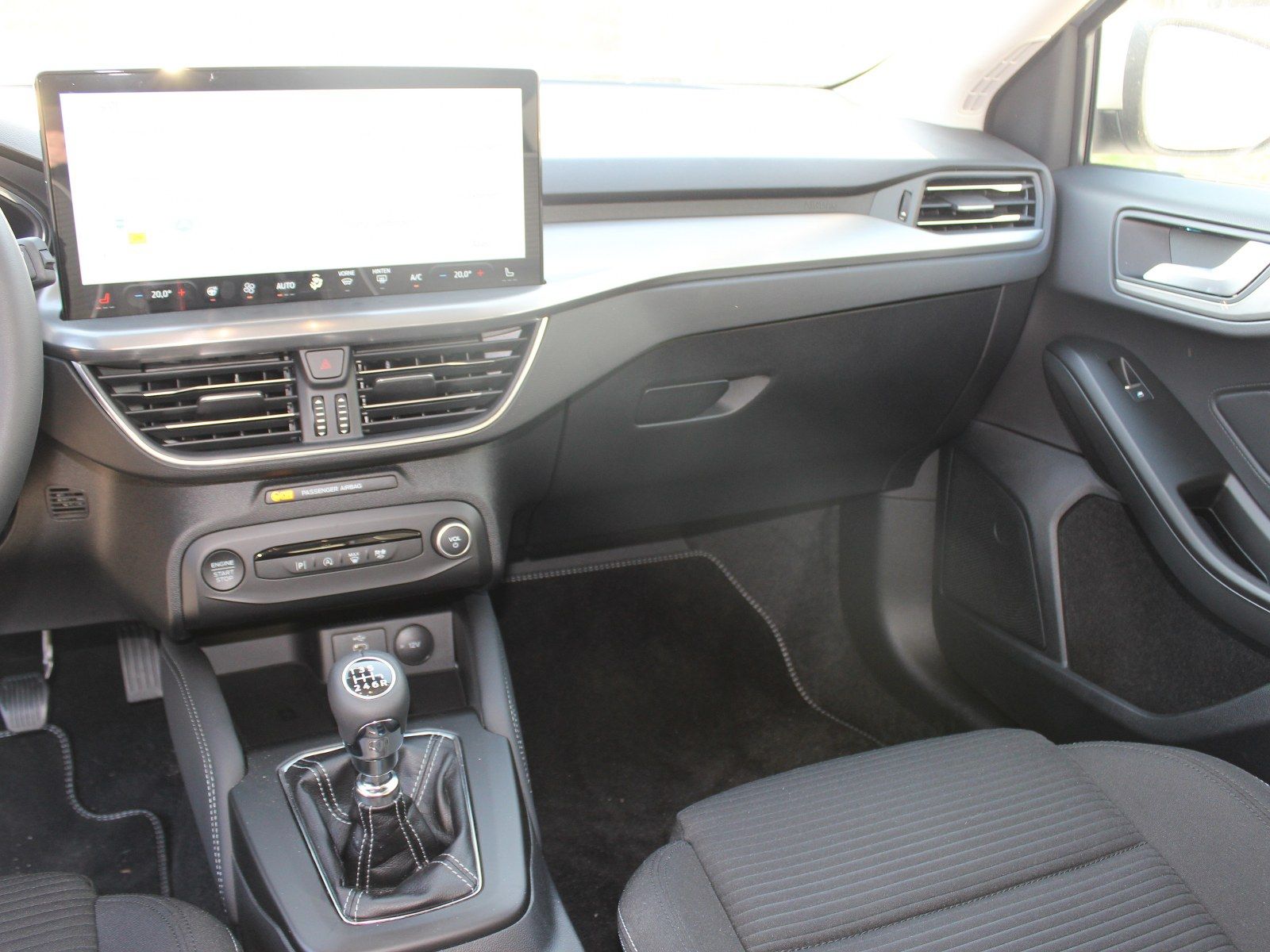 Fahrzeugabbildung Ford Focus Titanium X 1,0 EcoBoost