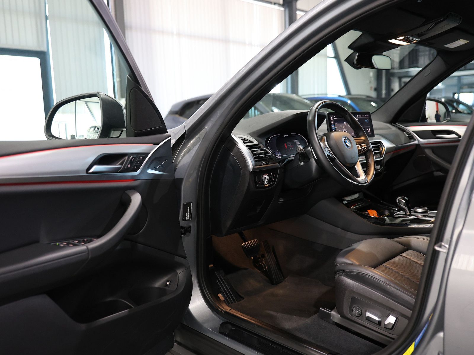 BMW X3 xDrive 30e INNOVATION LASER, HEAD-UP, MEMORY foto 9