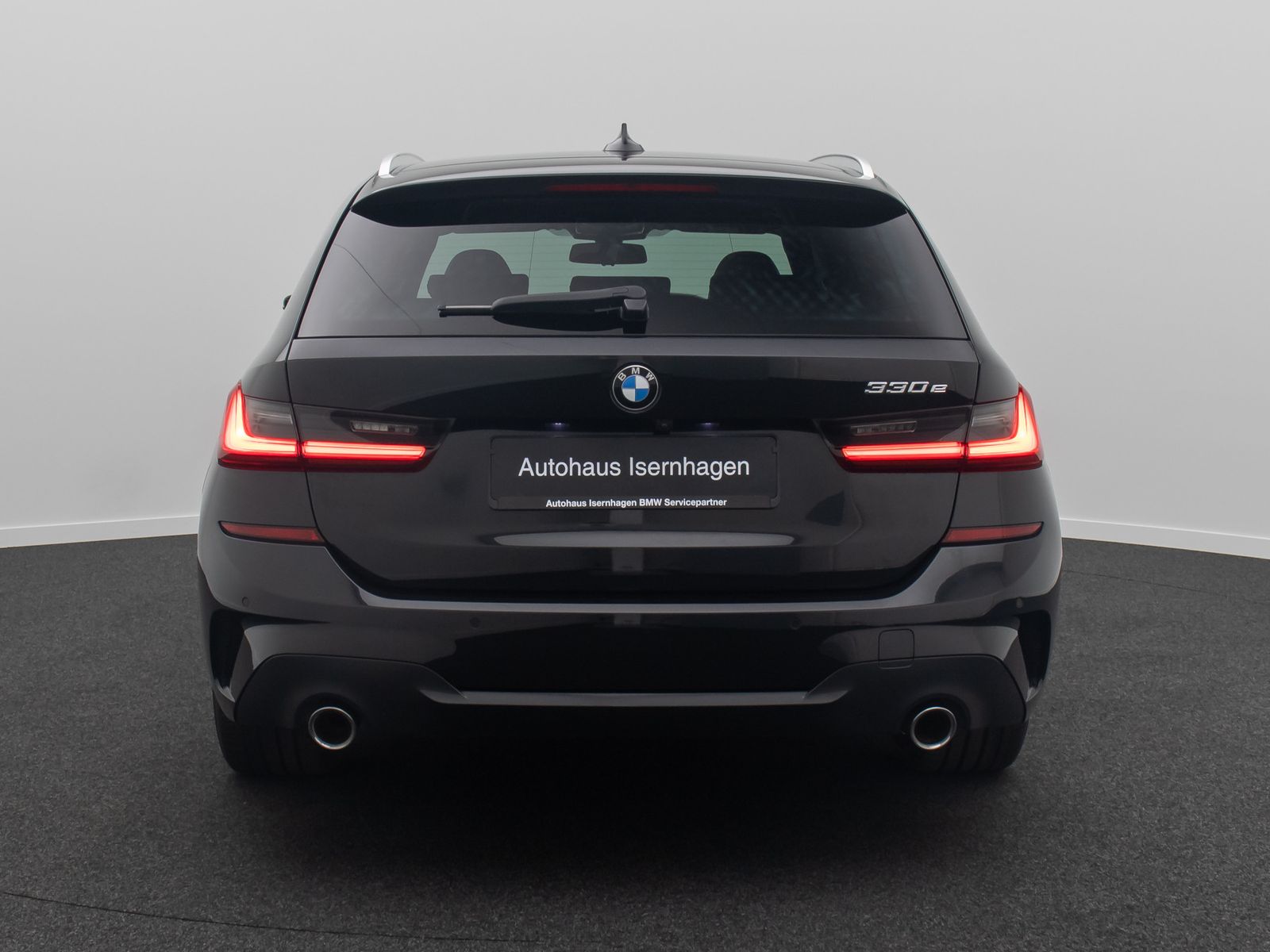 Fahrzeugabbildung BMW 330e M Sport Panorama DAB HUD 360&deg; H/K 19Zoll