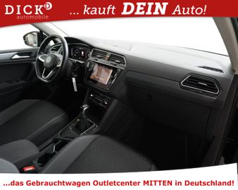 Volkswagen Tiguan - 12