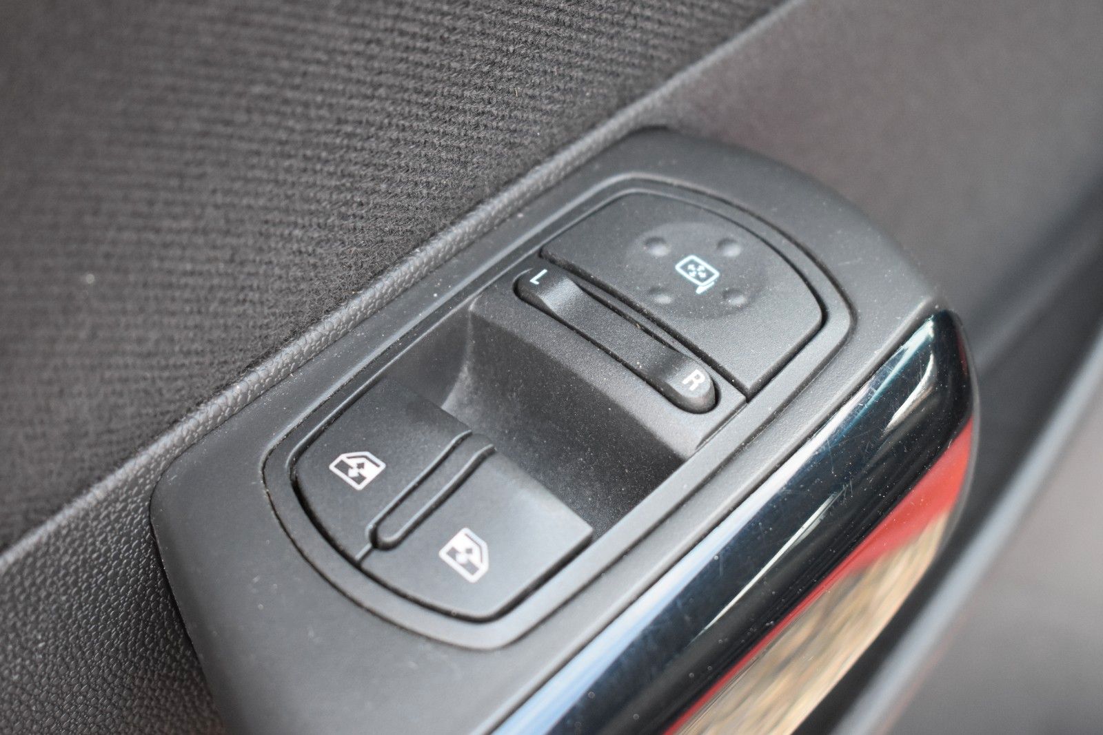 Fahrzeugabbildung Opel Corsa D Edition KLIMA