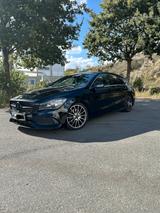 Mercedes-Benz CLA 220 Shooting Brake CLA 220 d