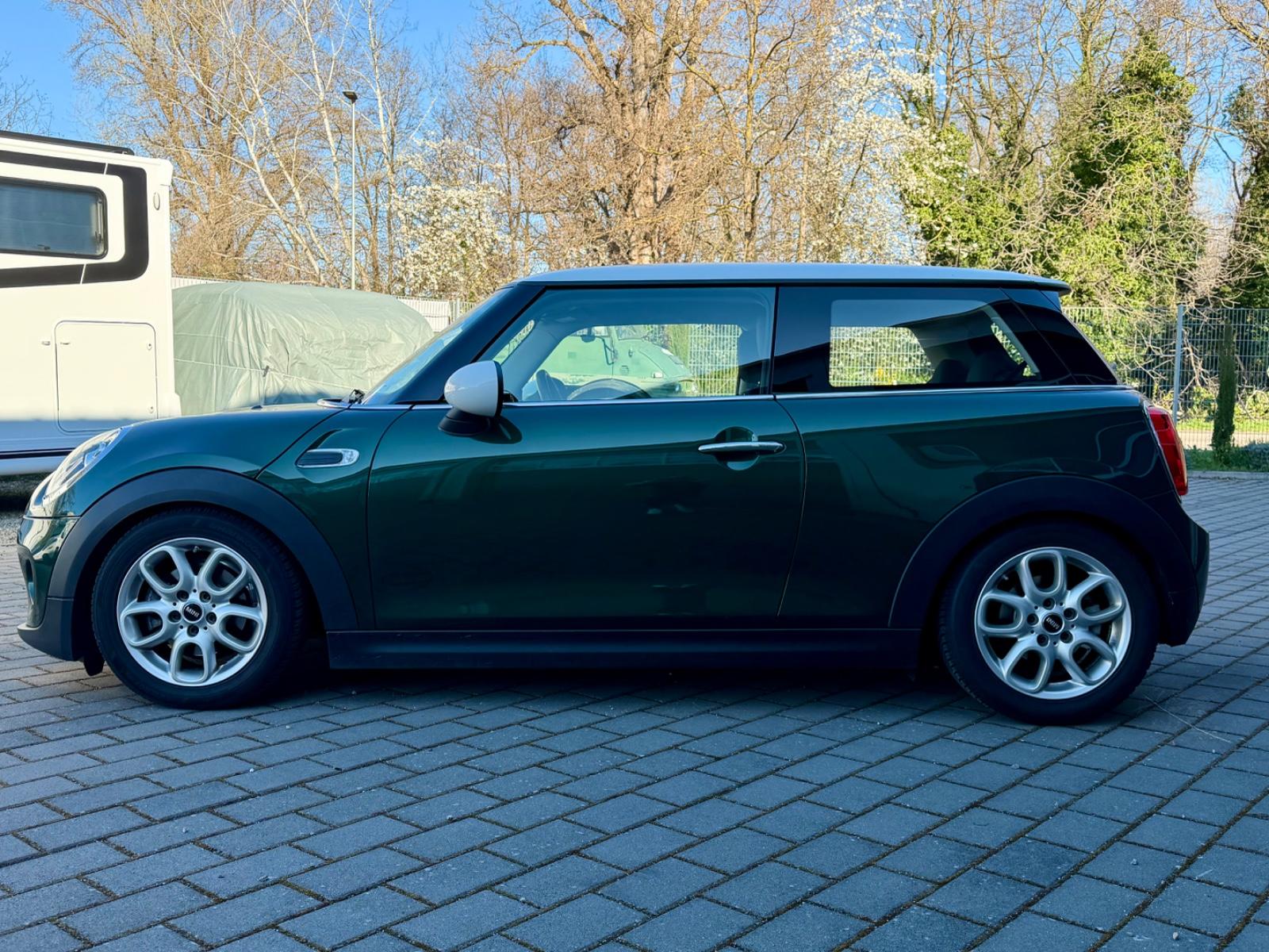 MINI COOPER 3Tr. *Automatik* Sportf.*LED Scheinwerfer
