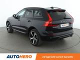 Volvo XC60 2.0 B5 Diesel R-Design AWD Aut.*CAM*PDC* - Volvo XC60 mit Diesel-Antrieb: Geländewagen