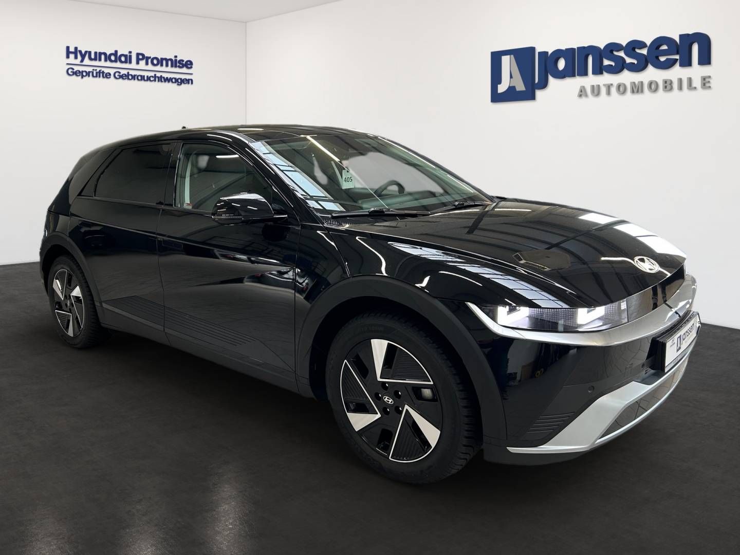 Fahrzeugabbildung Hyundai IONIQ 5 84 kWh (325 PS) 4WD TECHNIQ-Paket