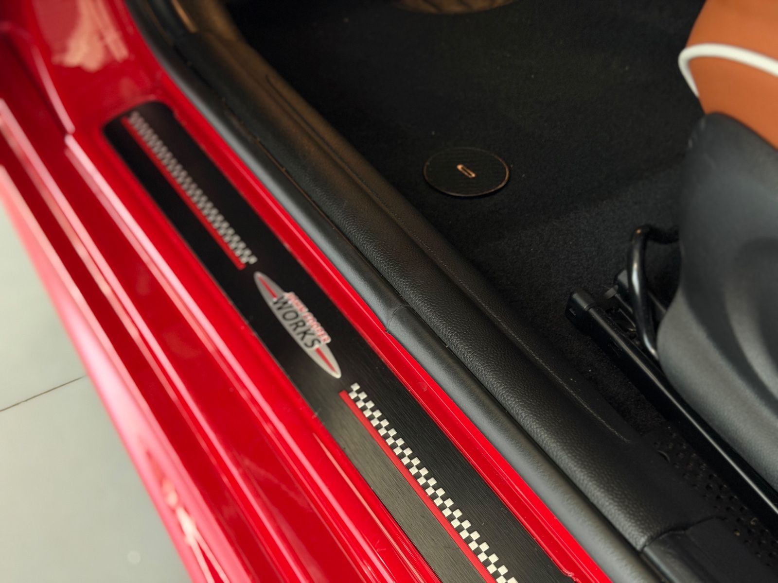 Fahrzeugabbildung MINI COOPER 1.5 5-trg.  John Cooper Works Trim