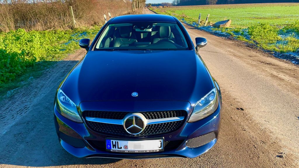 Image of Mercedes-Benz C 220