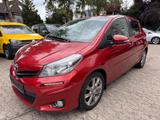 Toyota Yaris 1,4-l-D-4D Club'Navi'LED'Leder'Cam'PDC' - Toyota Yaris in Kiel