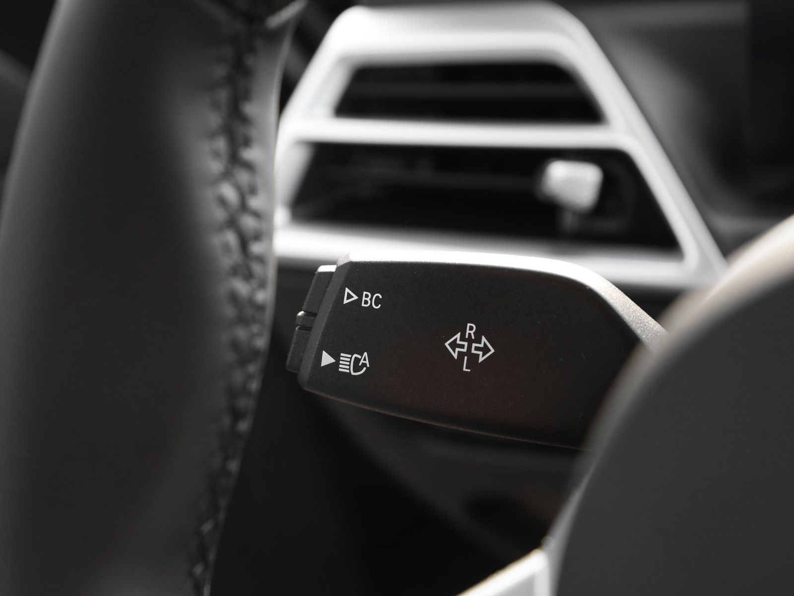 BMW i4 - Bild 15
