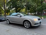 Opel Astra H Twintop Automatik Leder - Opel Astra mit LPG-Antrieb: Cabrio