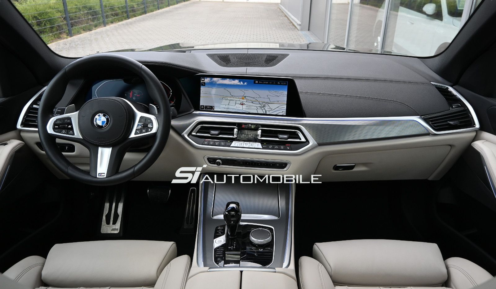 Fahrzeugabbildung BMW X5 xDr.40i M SPORT °ACC°AHK°HUD°MERINO°PANO°360°