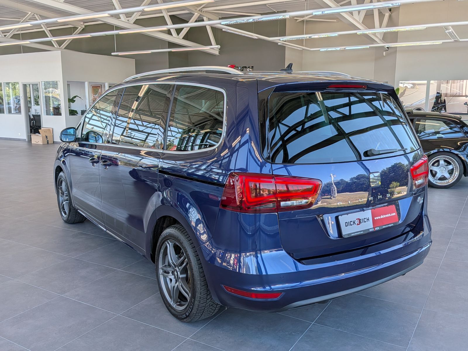 Fahrzeugabbildung SEAT Alhambra FR-Line Allrad BI-Xenon Cam 7-Sitz AHK