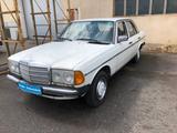 Mercedes-Benz 200 - Mercedes-Benz Diesel Gebrauchtwagen aus dem Jahr 1982