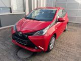 Toyota Aygo AYGO x-play Edition-S*TEMPOMAT*BLUETOOTH* - Toyota: Edition Aygo