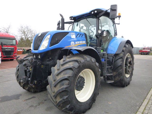 New Holland T 7.270 AC Traktor Zugmaschine 3943 St. Bj,2020