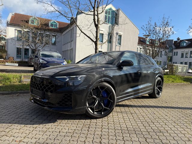 Audi RS Q8 performance FACE LIFT 305KM/H/FAHRWERKS.