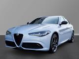 Alfa Romeo Giulia Veloce 2.0 Turbo 280PS AT8 Q4 Navi - silberne Alfa Romeo Giulia