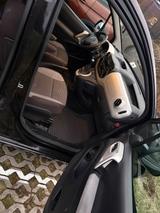 Peugeot Partner Tepee Tepee Active HDI 115 1.6 Active - schwarze Peugeot Partner Tepee