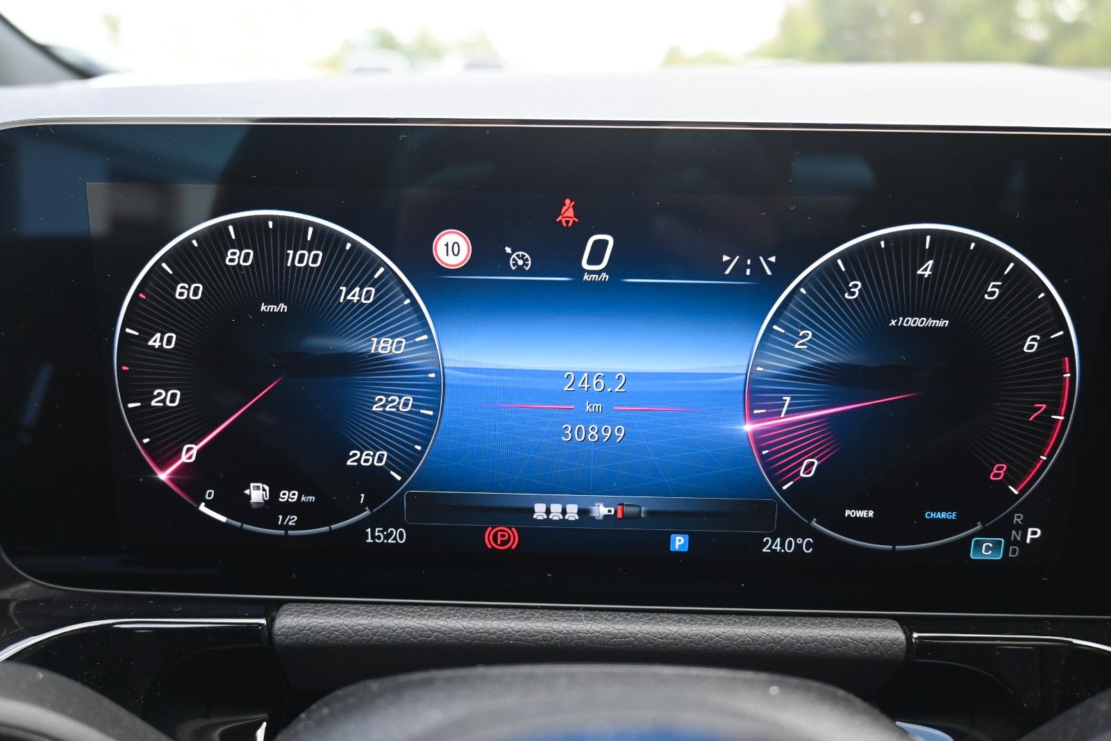Fahrzeugabbildung Mercedes-Benz GLA 200 DKG Progressive*PANO*CAM*Totw.*AHK