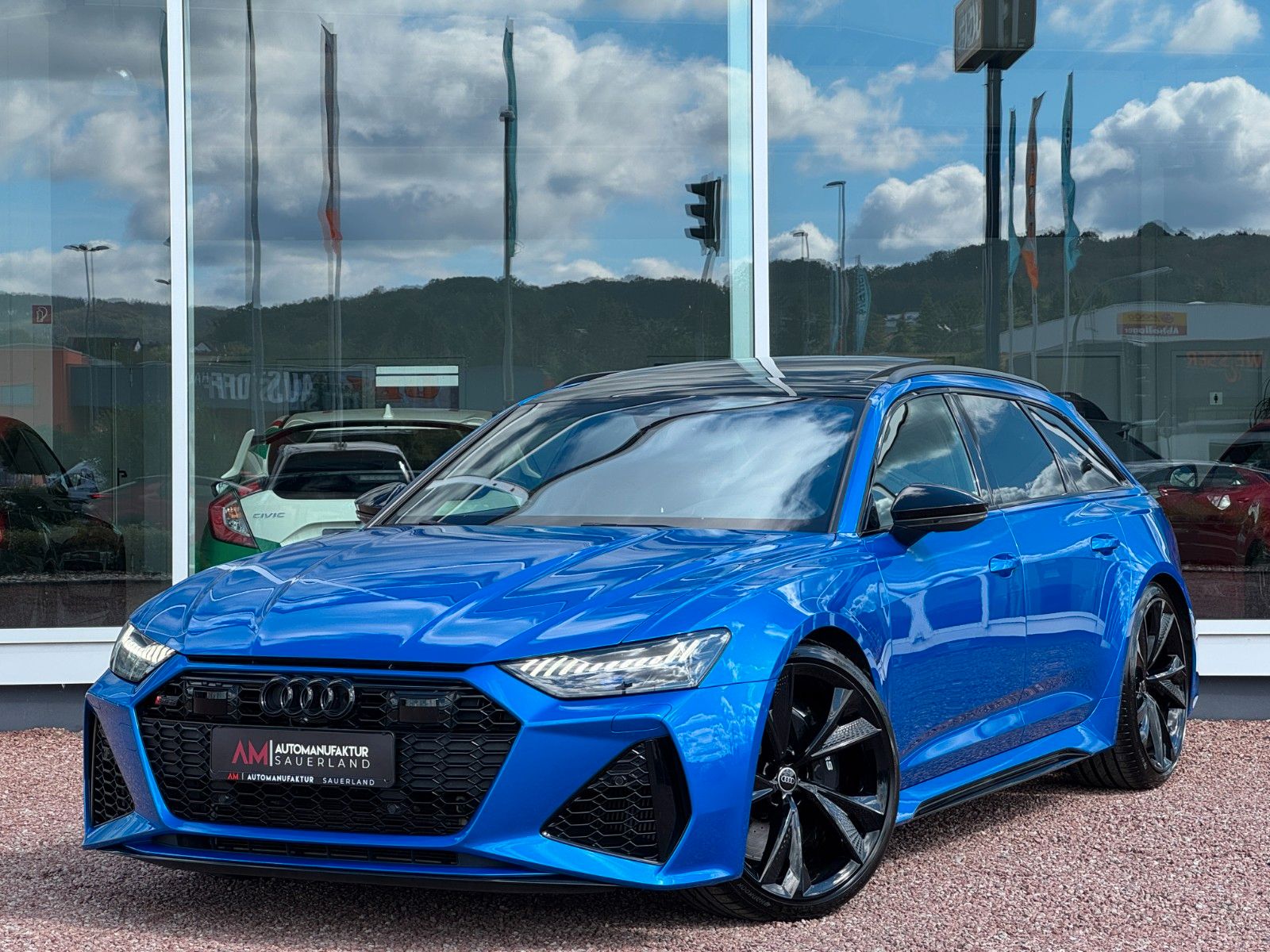 Audi RS6 Avant 4.0 TFSI quattro Pano B&O HUD Luft foto 1